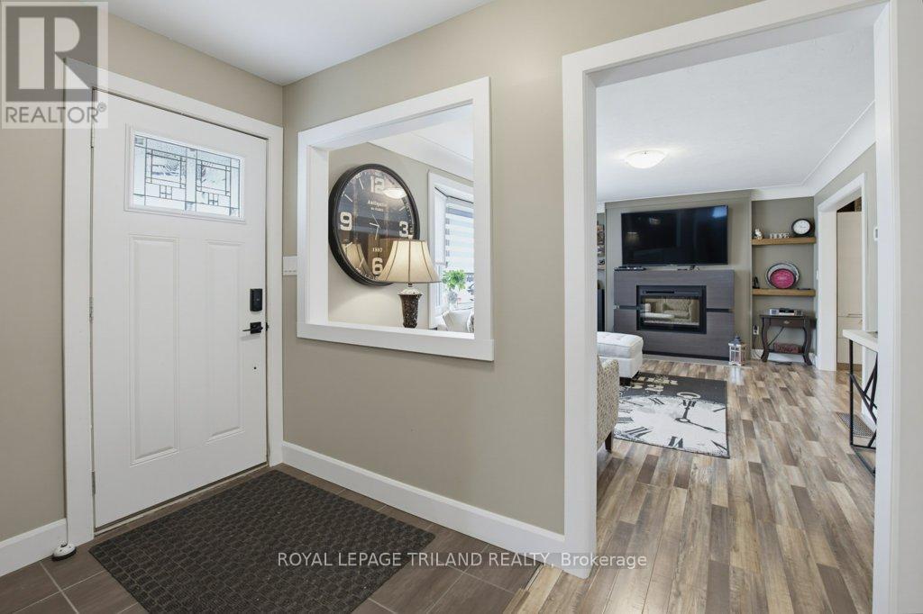 185 CENTENNIAL AVENUE - 5