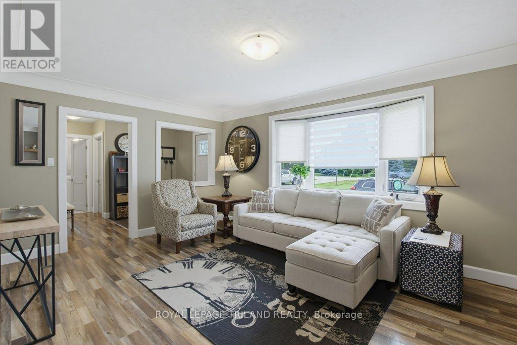 185 CENTENNIAL AVENUE - 8