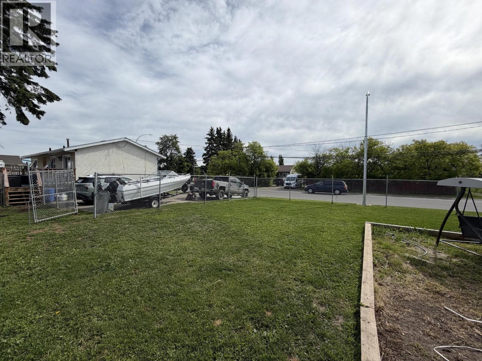 9616 84 STREET - 14