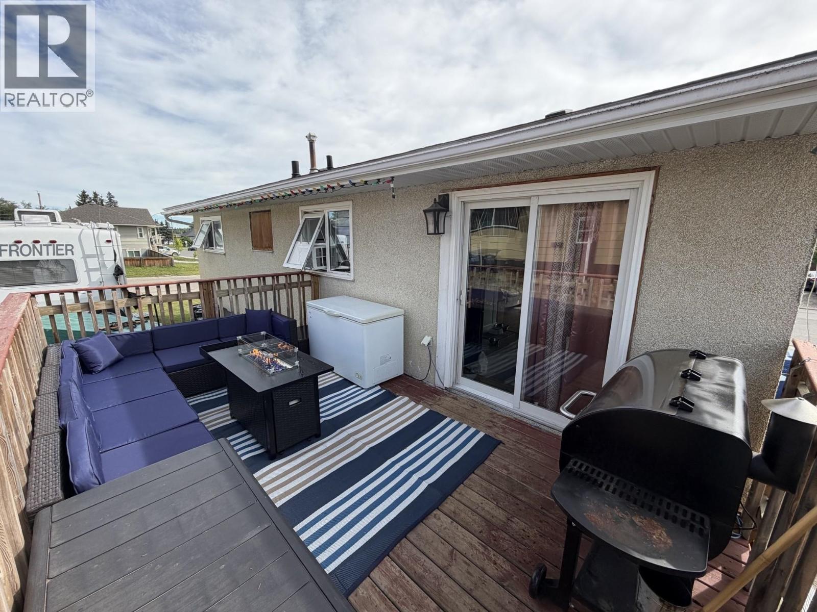 9616 84 STREET - 6