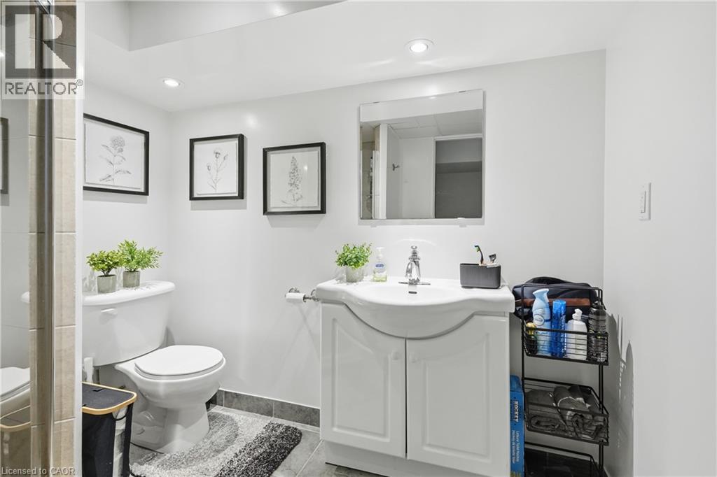 13 EAST 41ST Street - 35