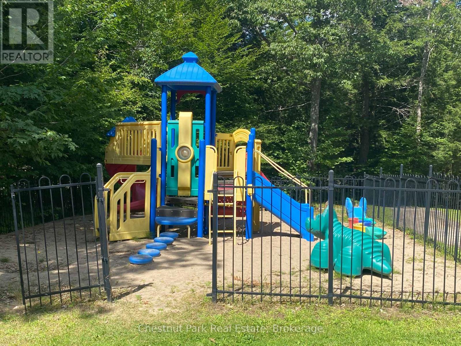 601 GLEN ABBEY WAY S - 13