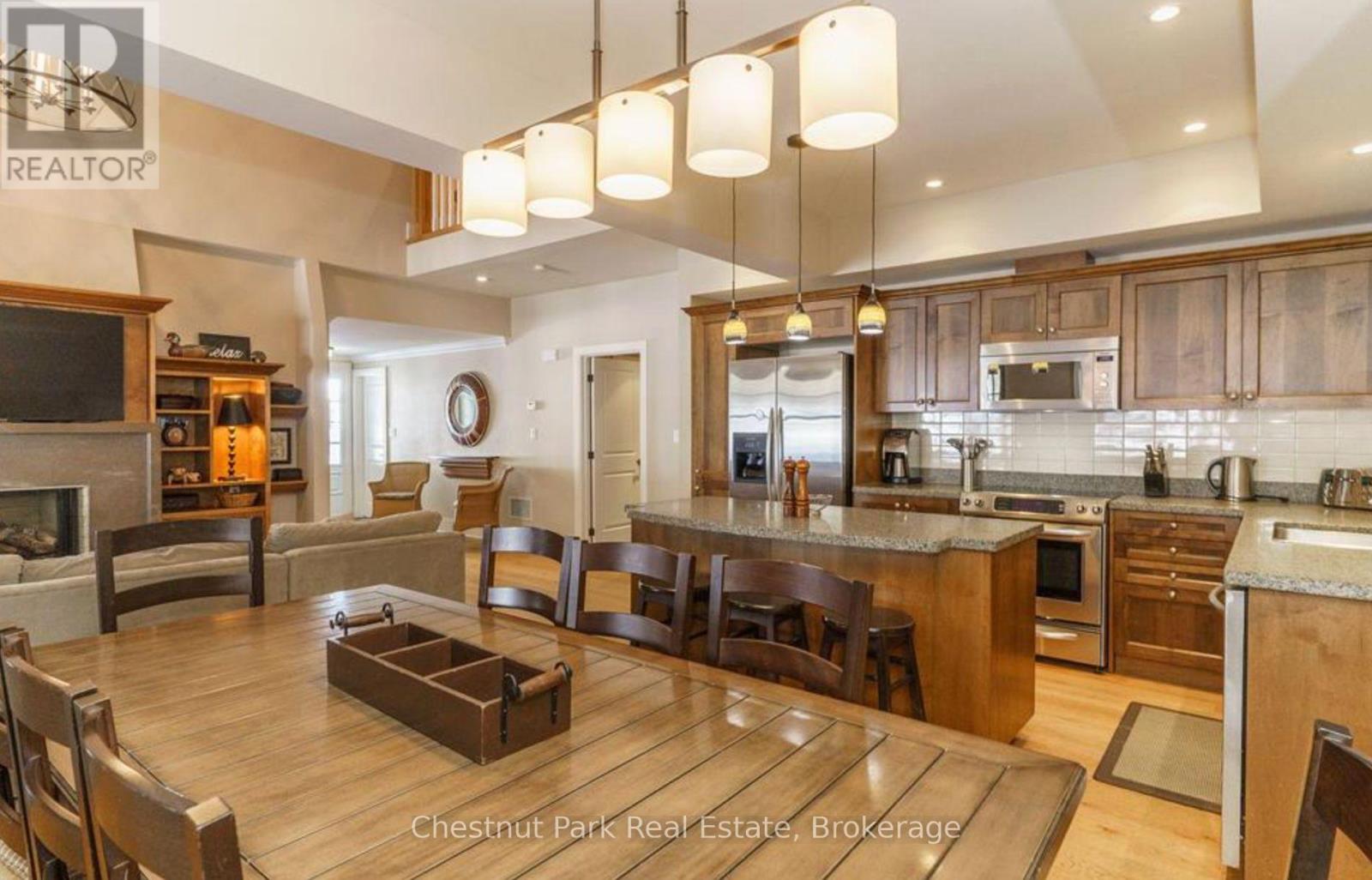 601 GLEN ABBEY WAY S - 26