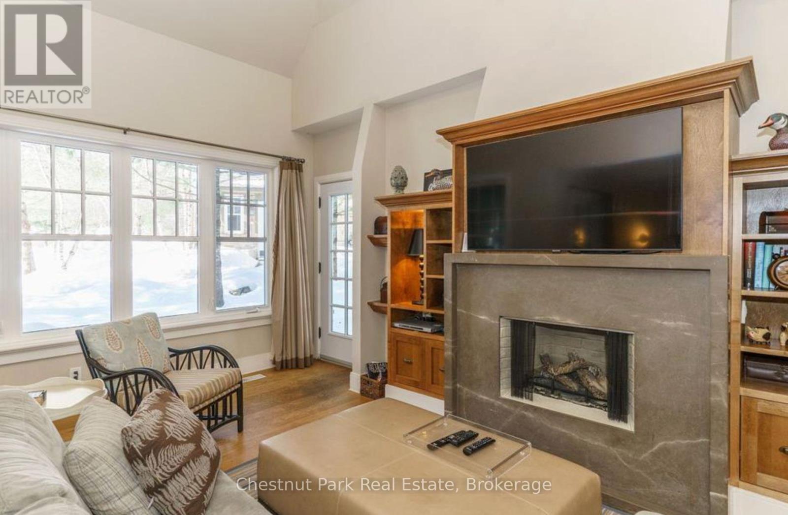 601 GLEN ABBEY WAY S - 28