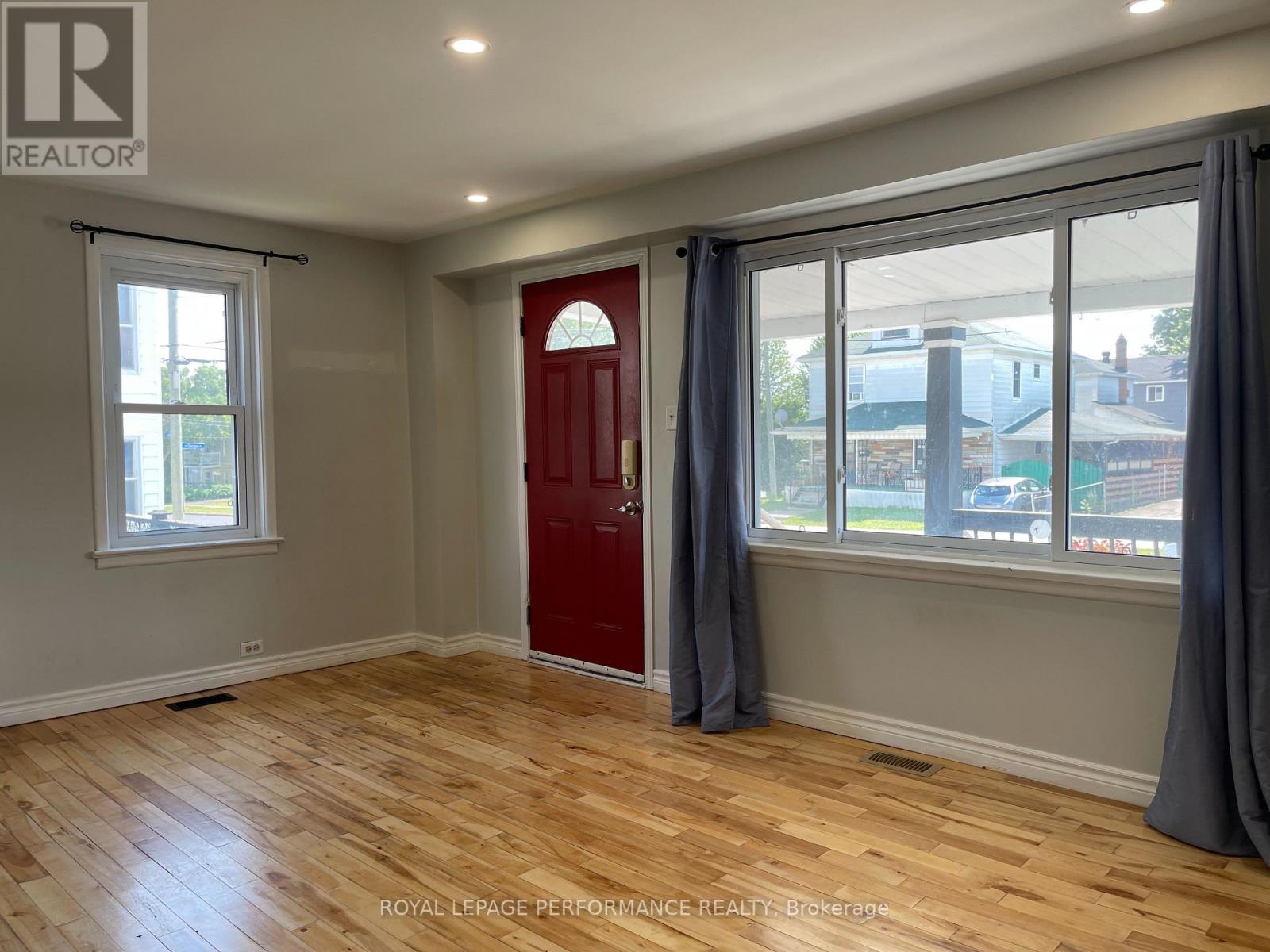 205 GUY STREET - 4