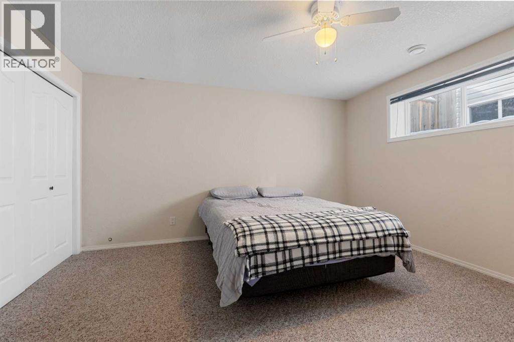 27 Park Circle - 30