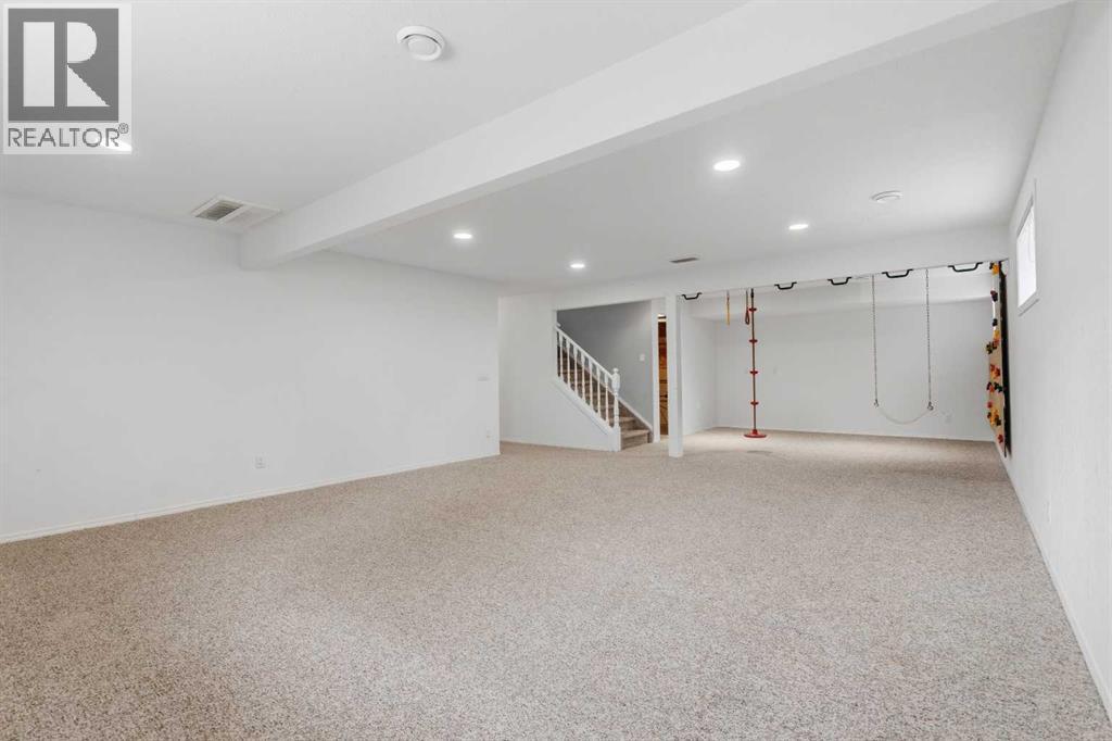 27 Park Circle - 29