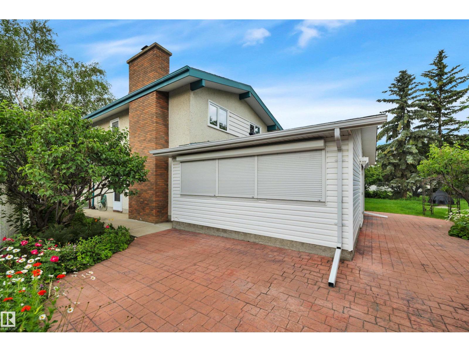 7604 149 AV NW - 47
