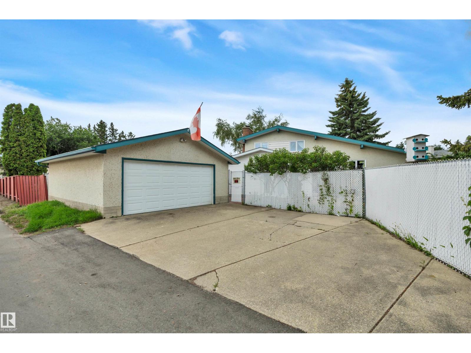7604 149 AV NW - 54