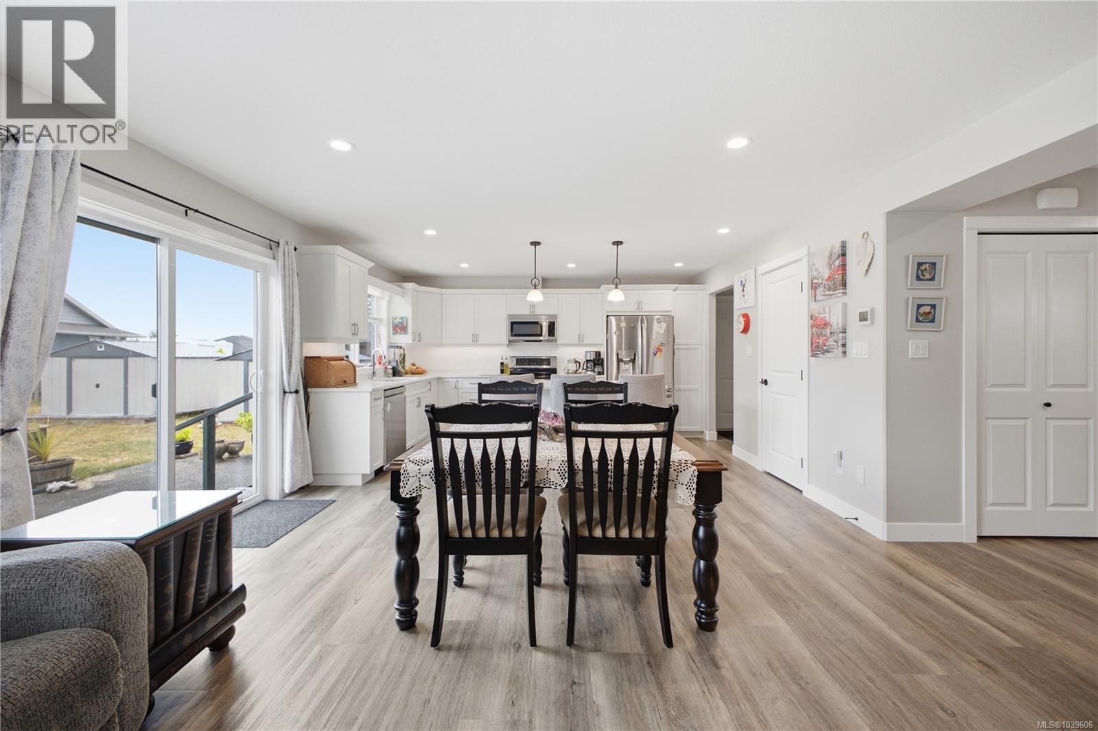 492 Park Forest Dr - 10