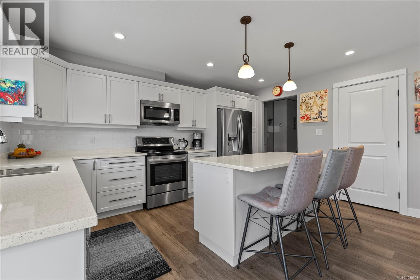 492 Park Forest Dr - 3