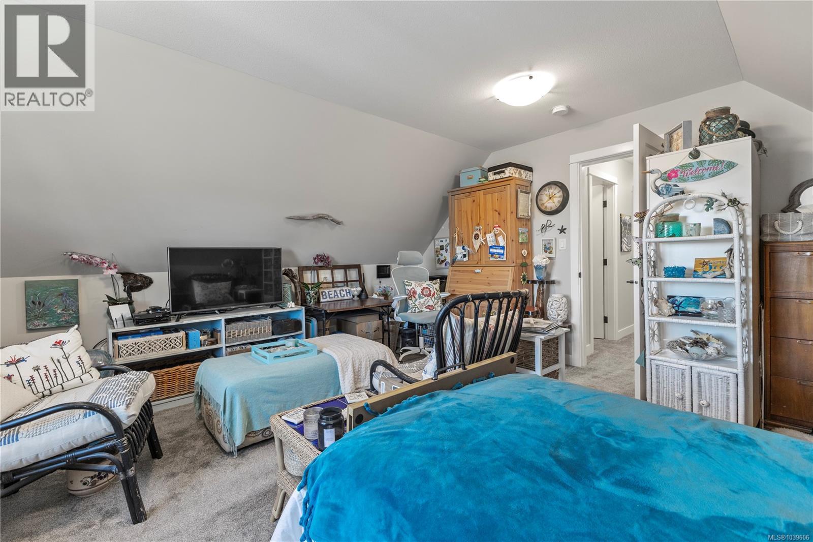 492 Park Forest Dr - 37