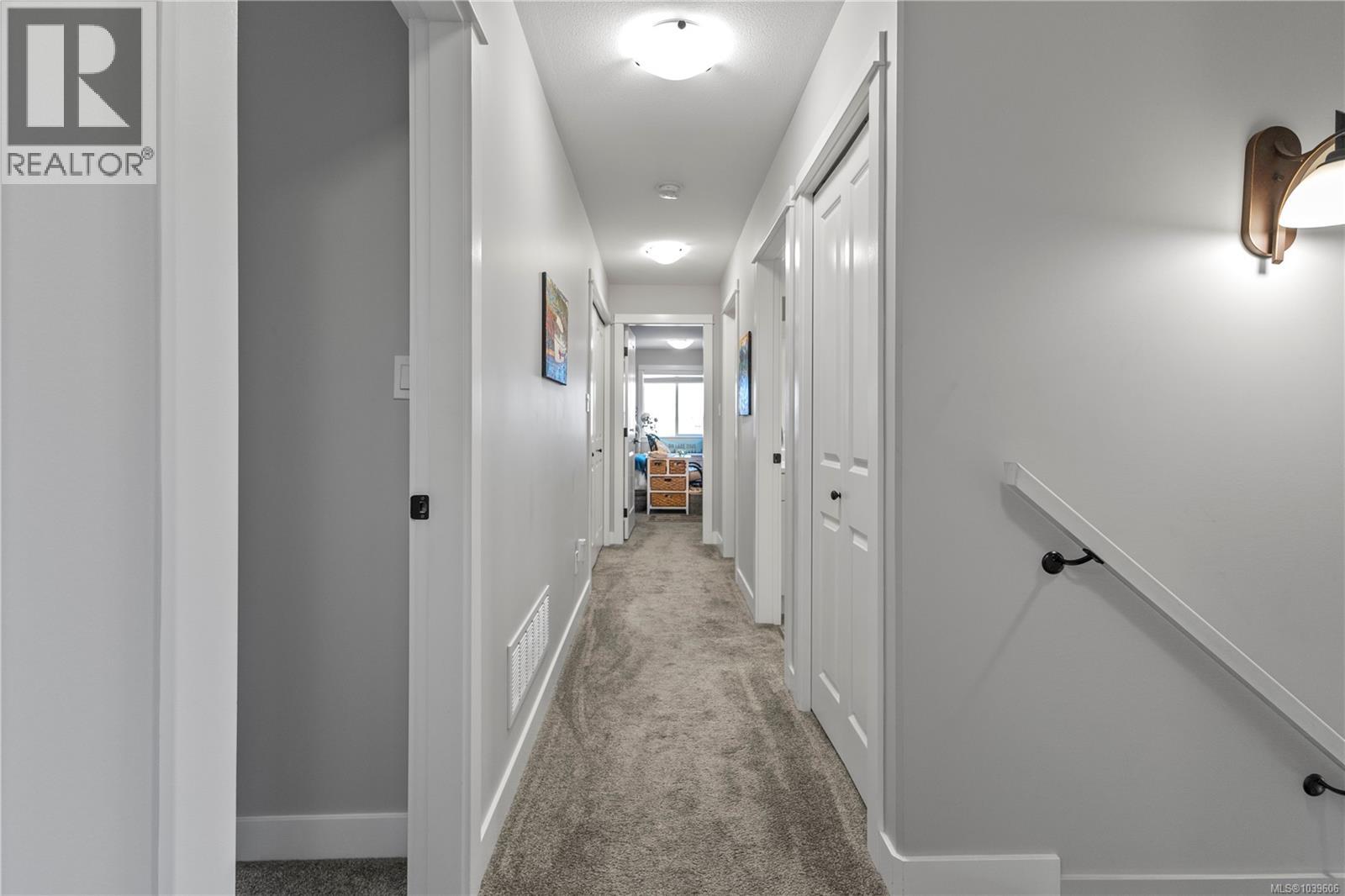 492 Park Forest Dr - 23