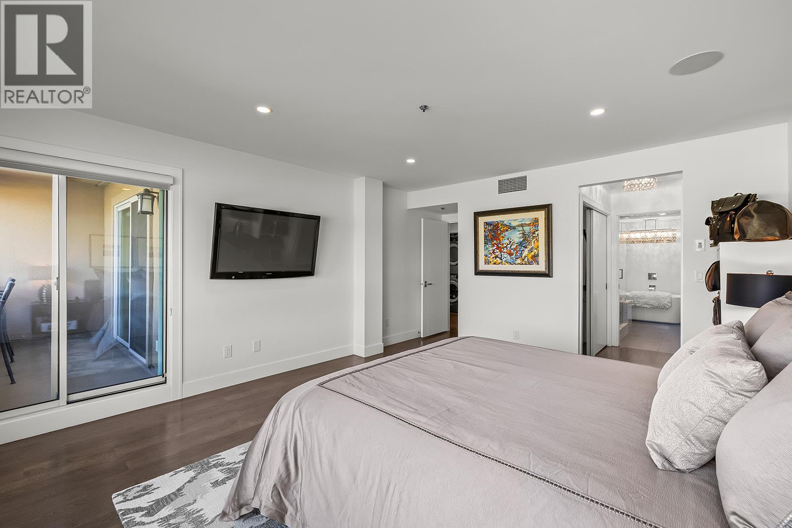 #123 1156 Sunset Drive - 32