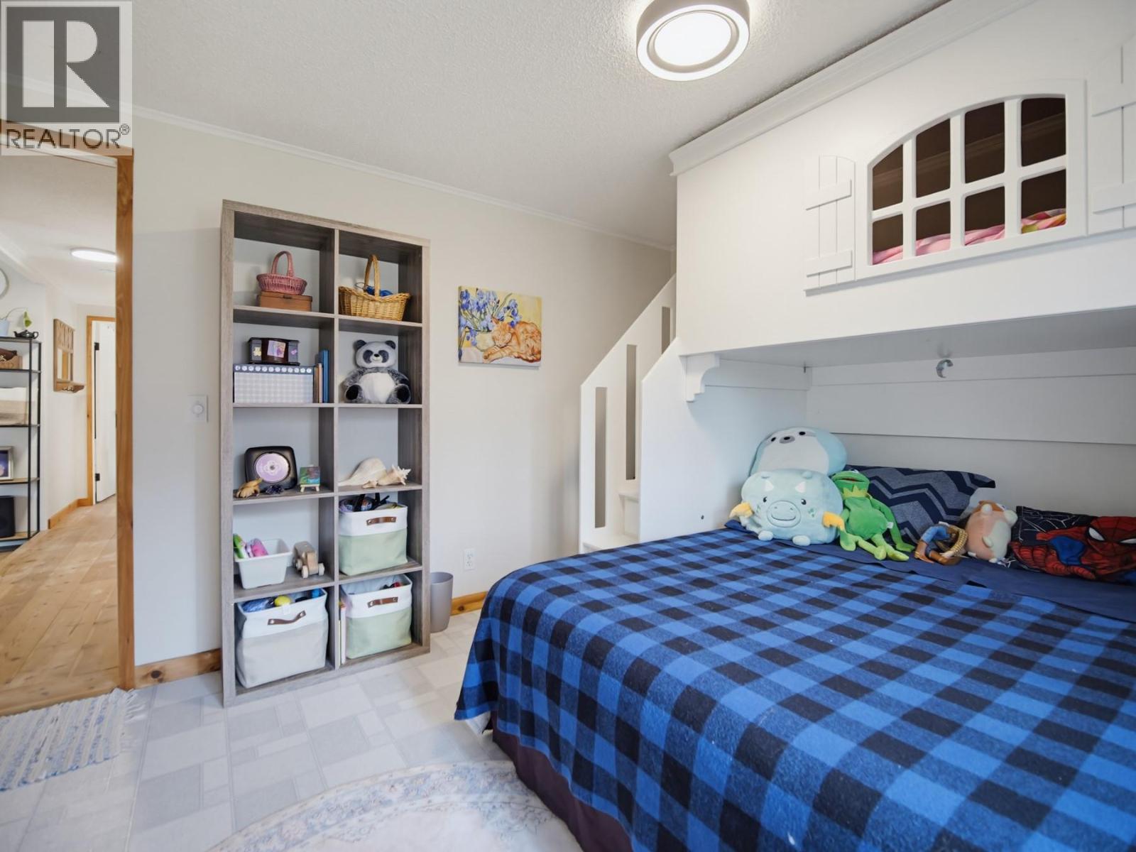 3760 PINERIDGE Drive - 27