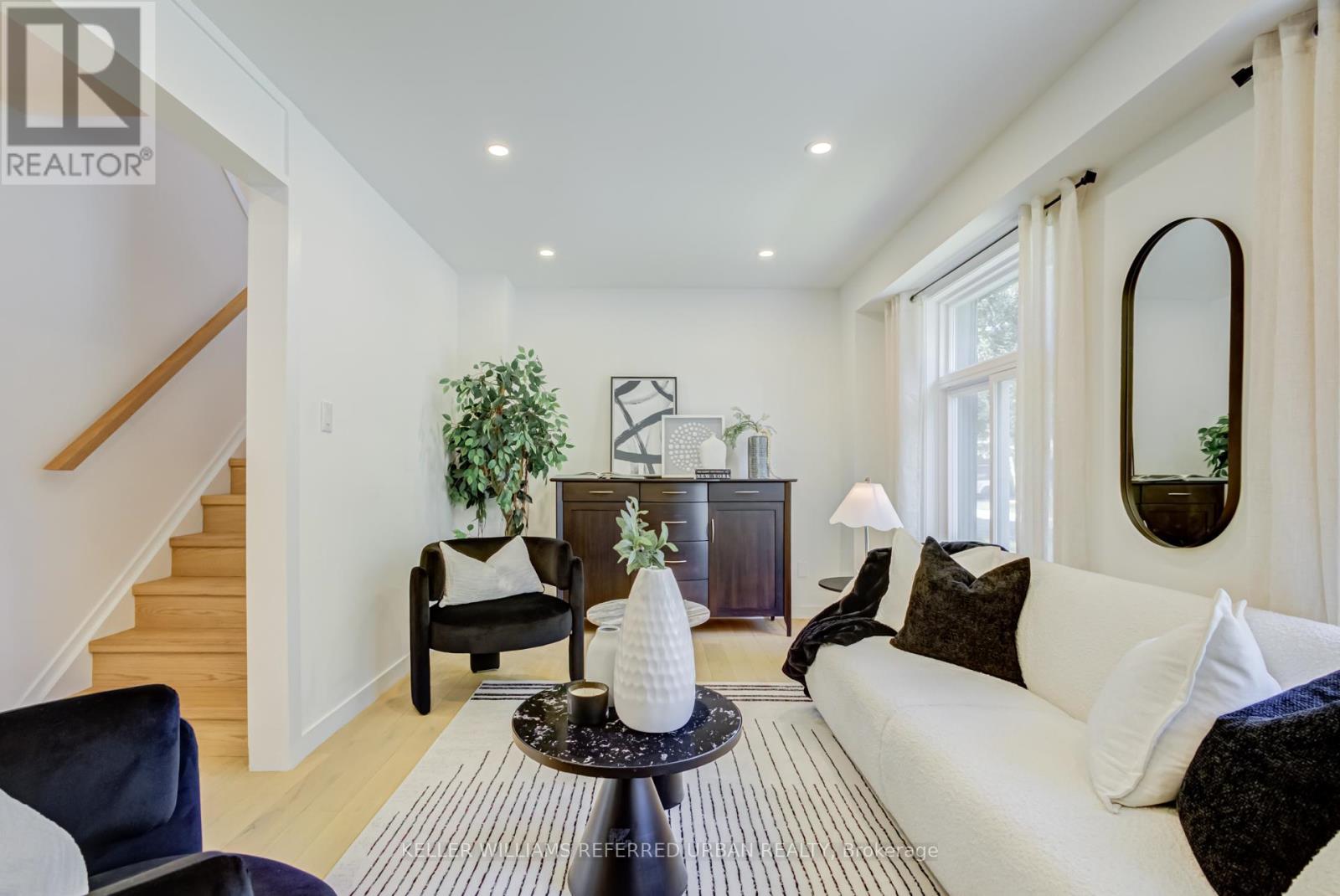 7 COSSAR DRIVE - 10