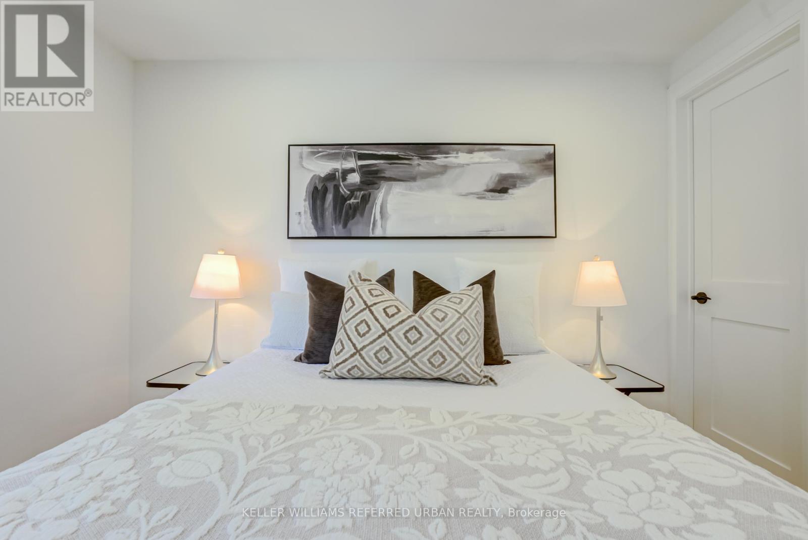 7 COSSAR DRIVE - 19