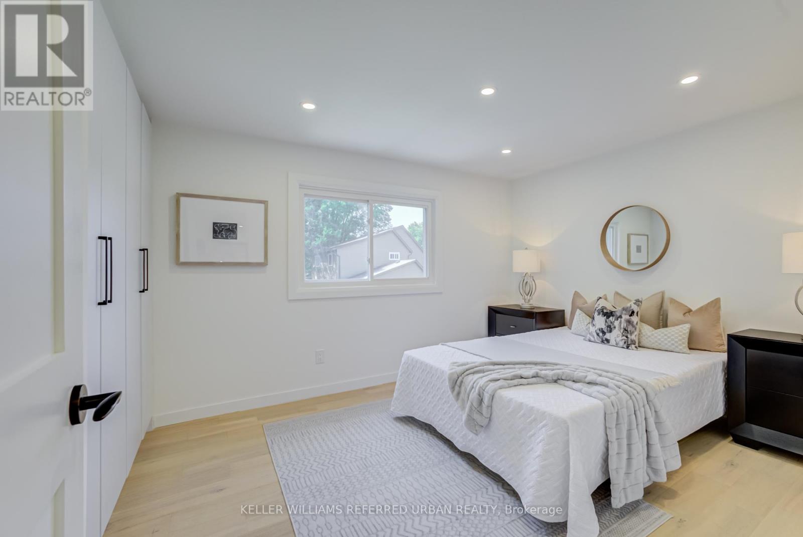 7 COSSAR DRIVE - 23