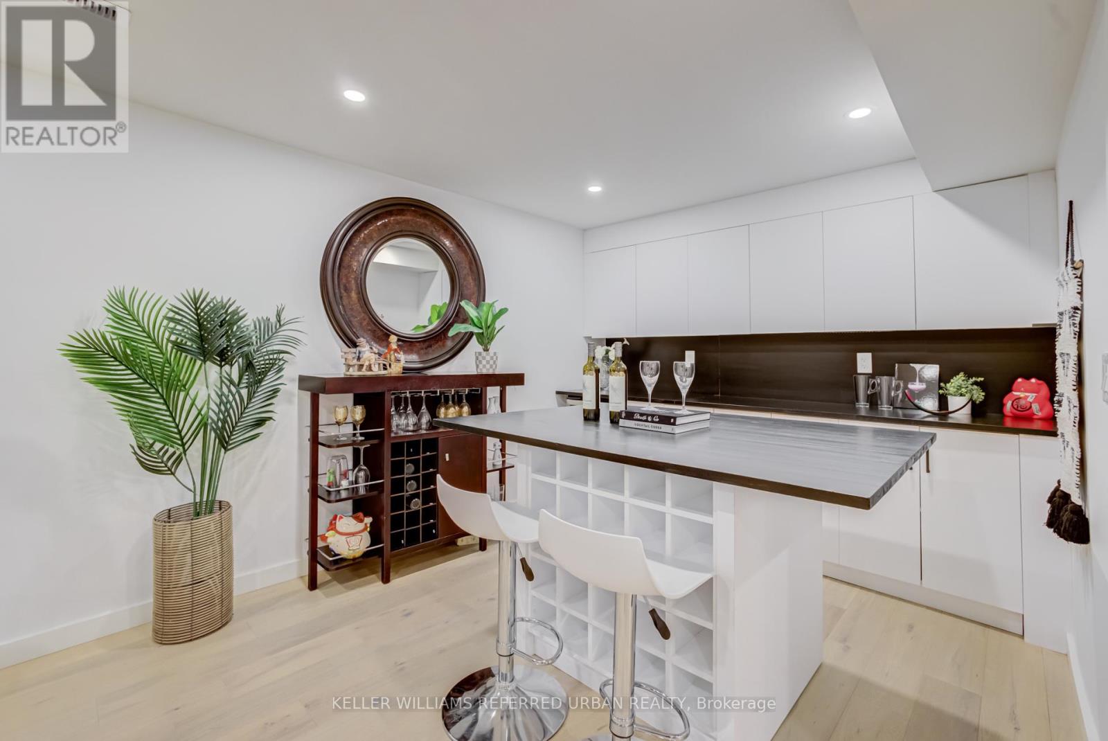 7 COSSAR DRIVE - 36