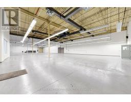 13 - 6991 Millcreek Drive, Mississauga, ON L5N6B9 Photo 11