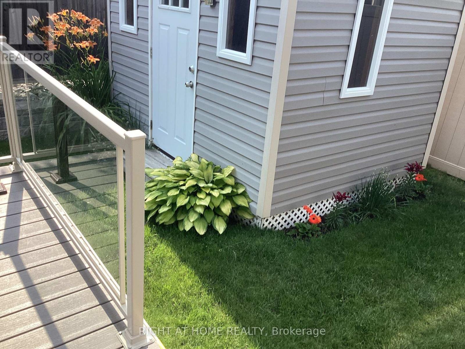 259 SHINNY AVENUE - 34