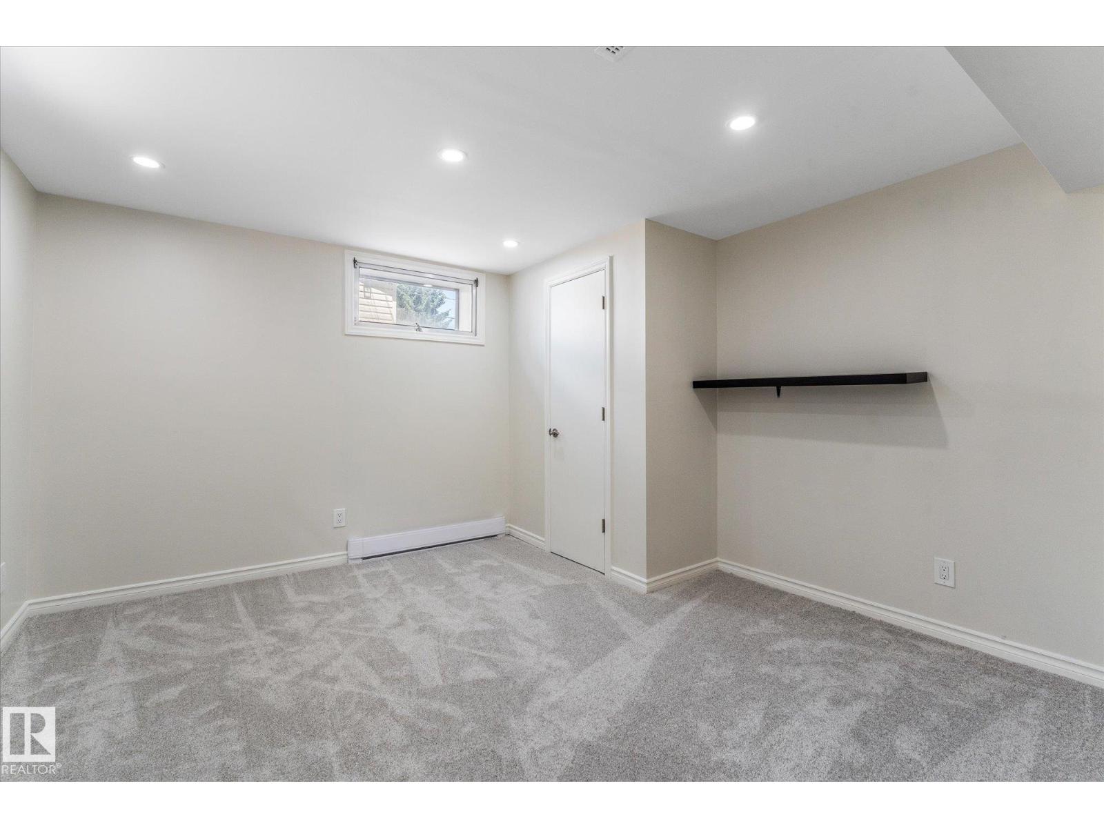 11212 136 AV NW - 30