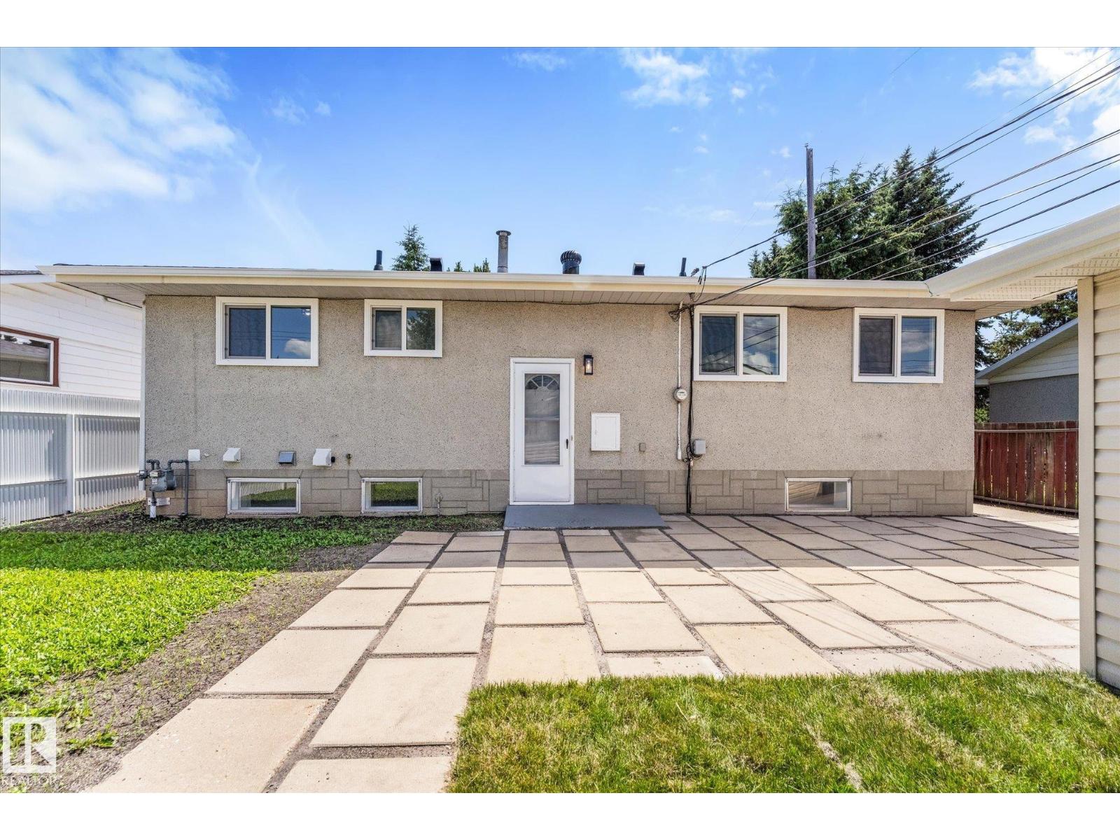 11212 136 AV NW - 38