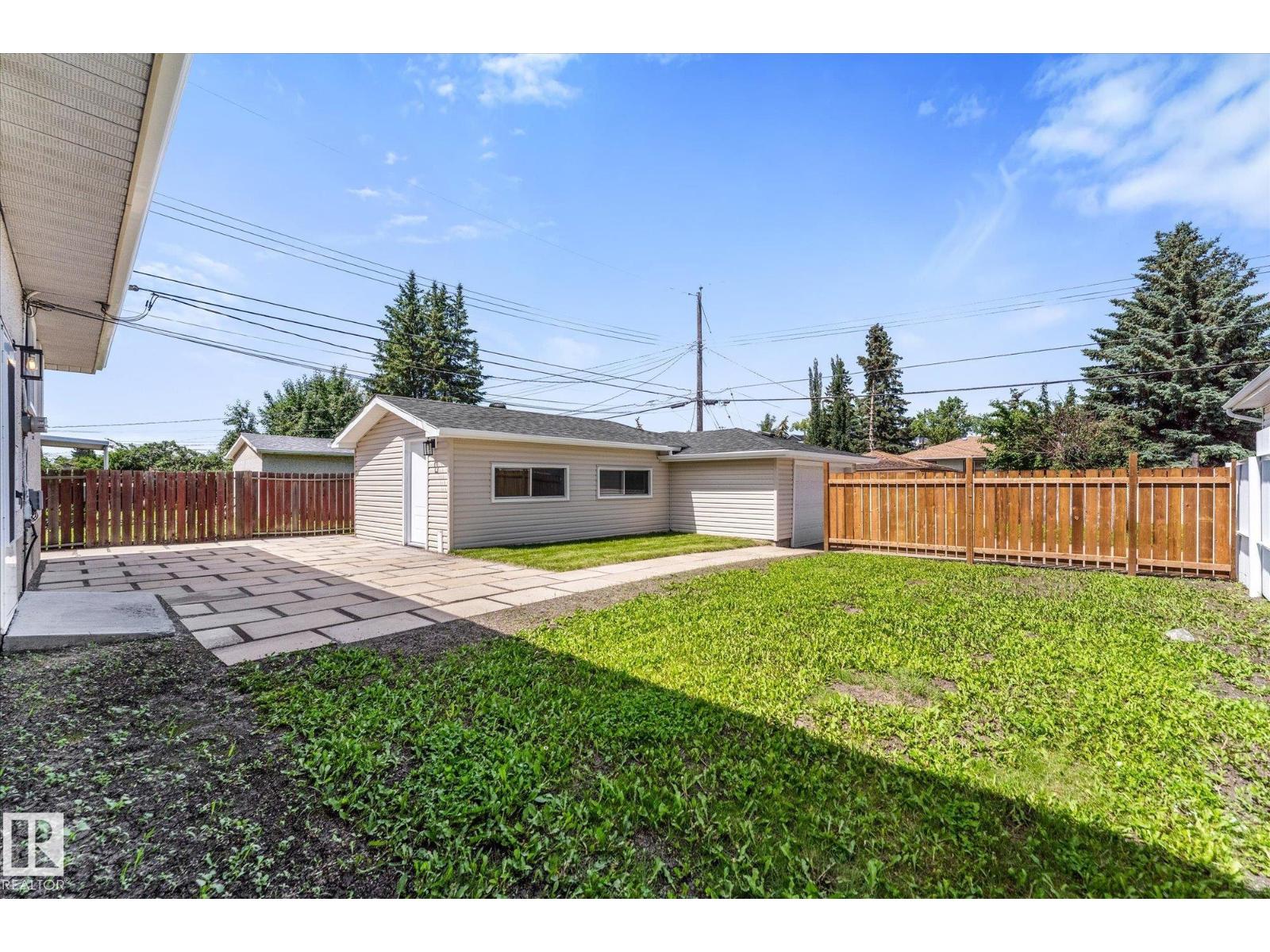 11212 136 AV NW - 40