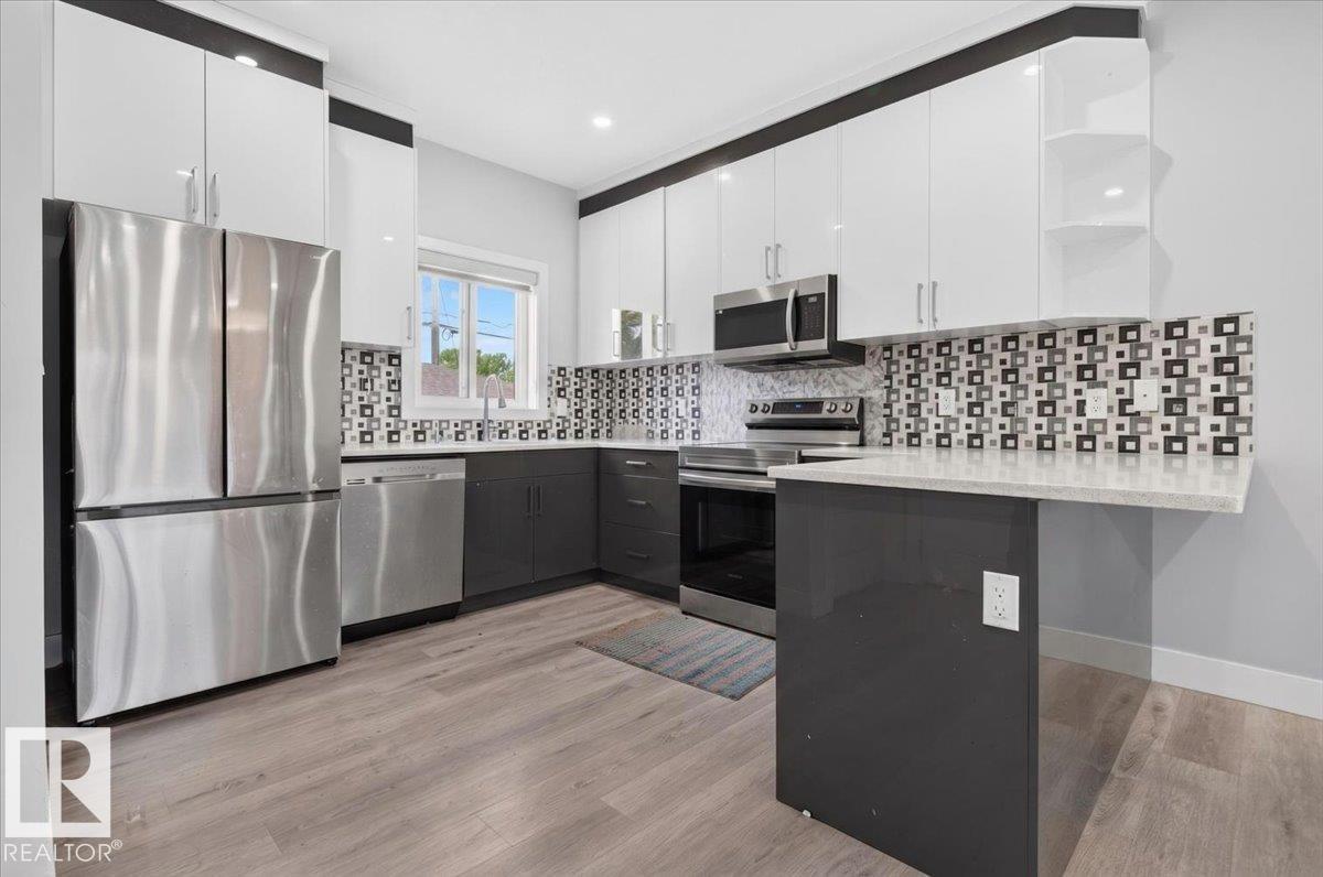 7332-7334 77 ST NW - 11