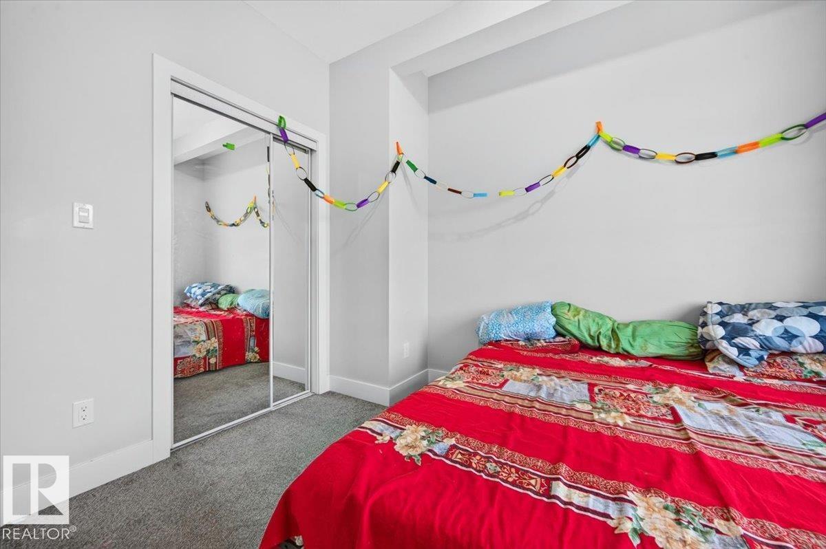 7332-7334 77 ST NW - 18