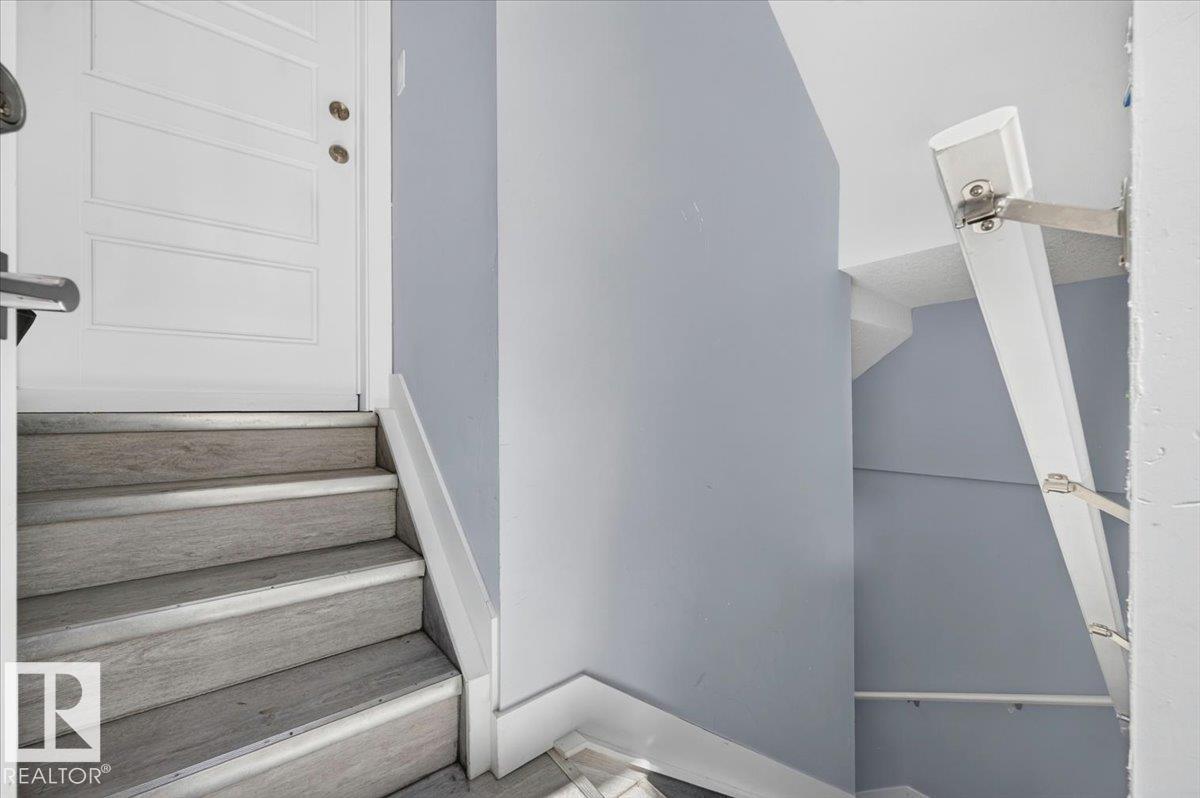 7332-7334 77 ST NW - 27