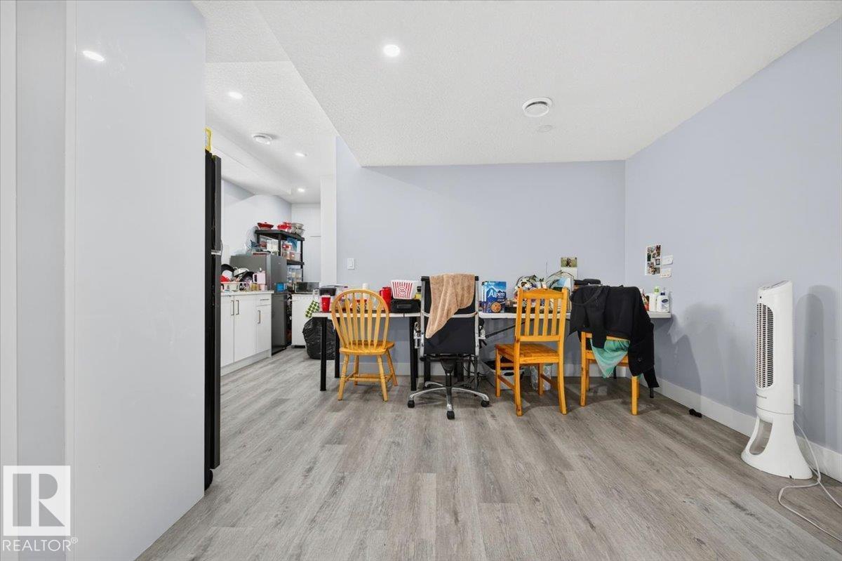 7332-7334 77 ST NW - 28