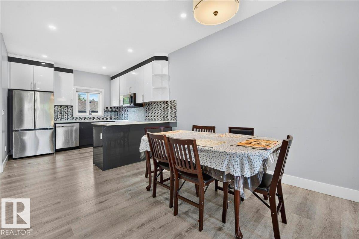 7332-7334 77 ST NW - 9