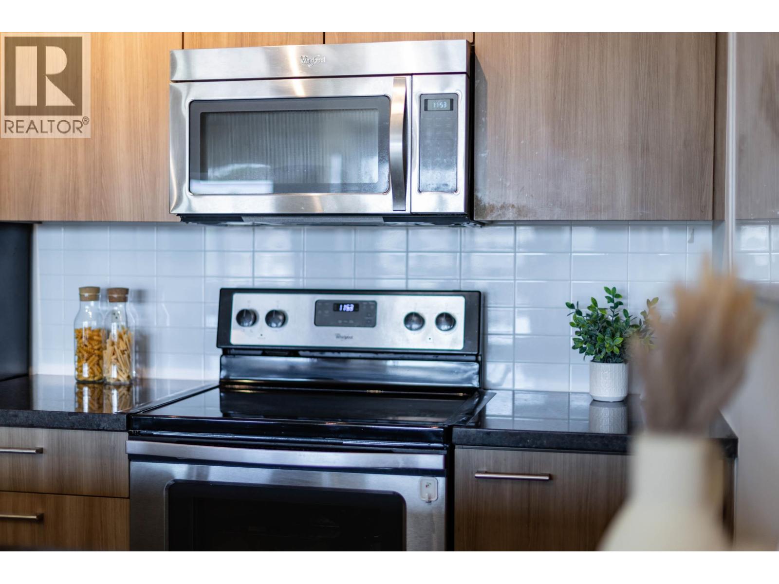2 Bed, 1 Bath Apartment for Sale in Richmond – 366 4099 STOLBERG STREET, Richmond – MLS# R3145585 - Image 14