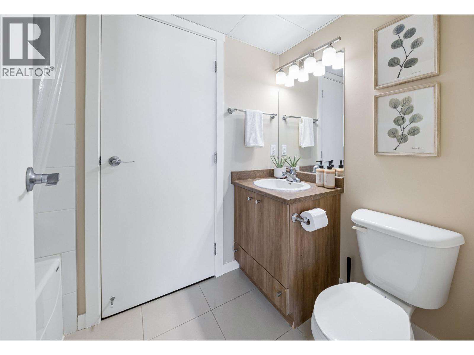 2 Bed, 1 Bath Apartment for Sale in Richmond – 366 4099 STOLBERG STREET, Richmond – MLS# R3145585 - Image 22