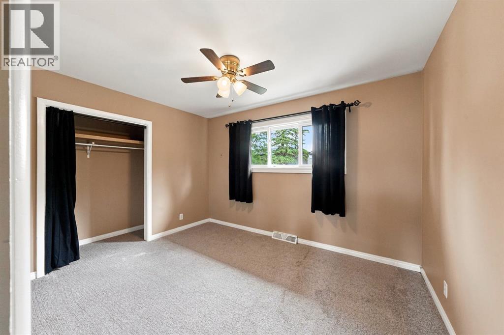 Listing photo – 3606 55 Avenue, Red Deer