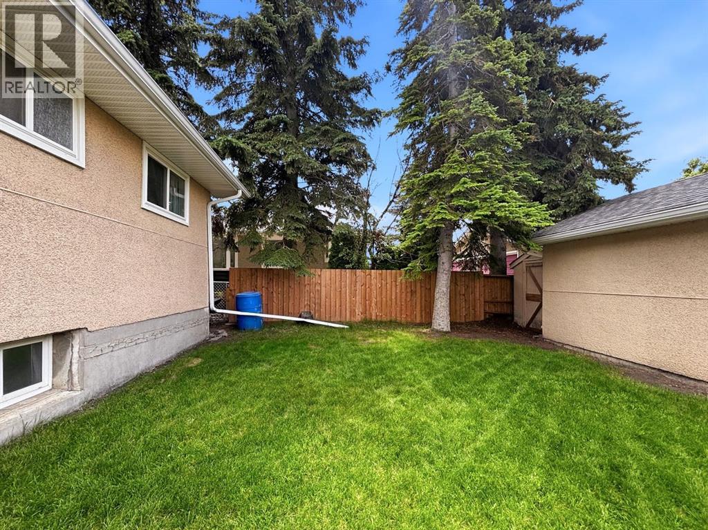 Listing photo – 3606 55 Avenue, Red Deer