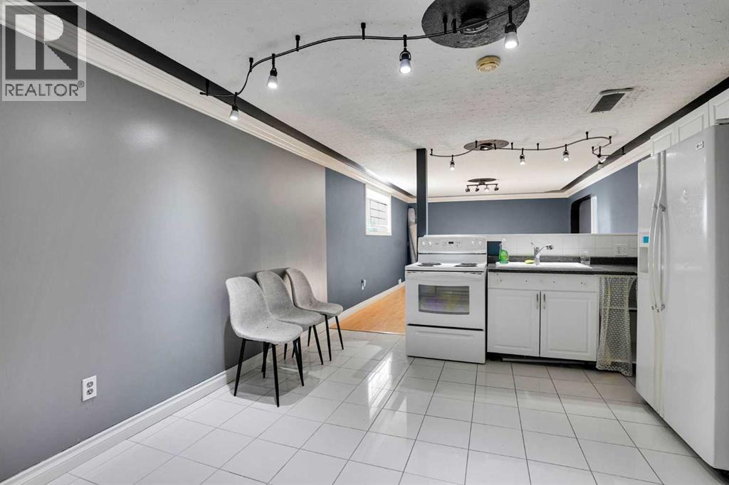 1527 Maitland Drive NE - 33