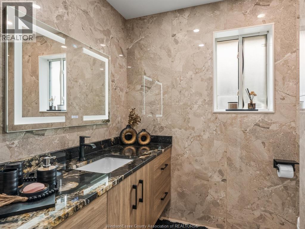 2408 WATERFORD AVENUE - 17
