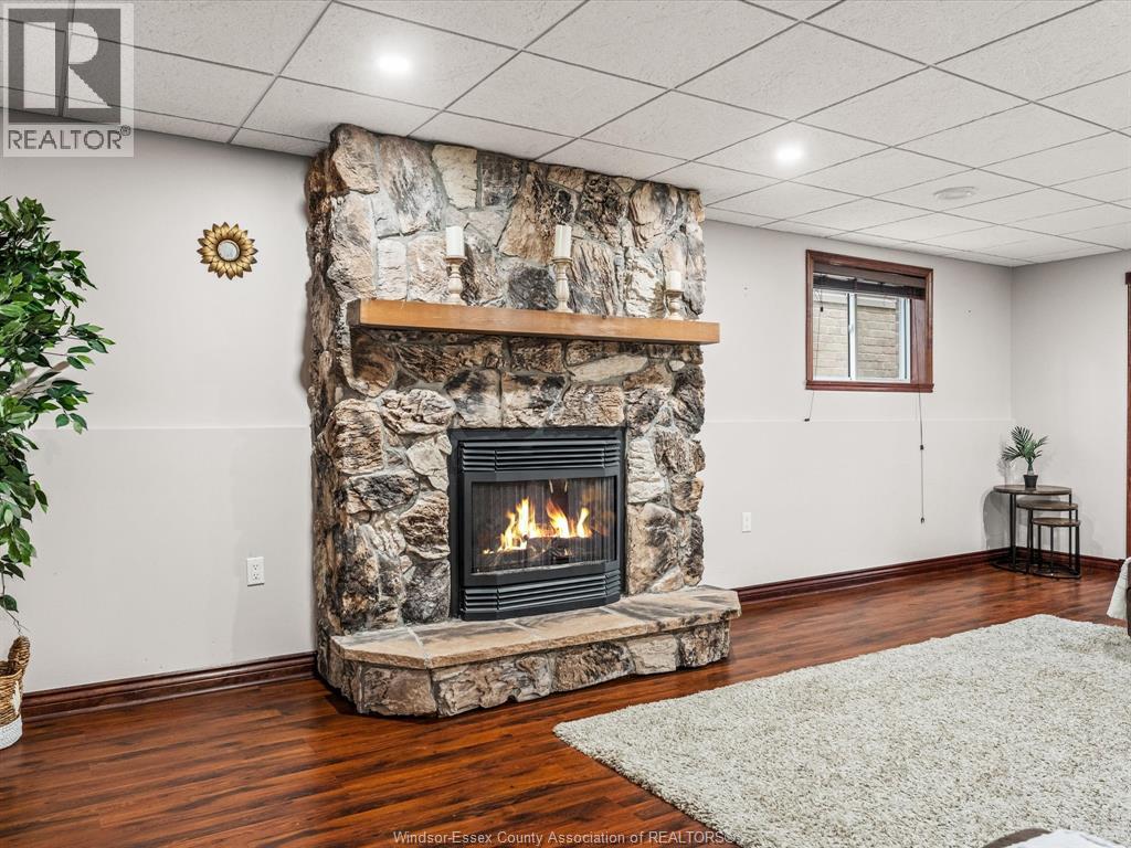 2408 WATERFORD AVENUE - 23