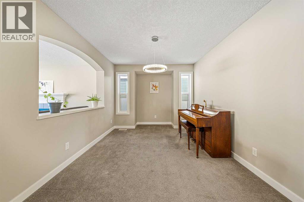 91 Bridlecrest Street SW - 12