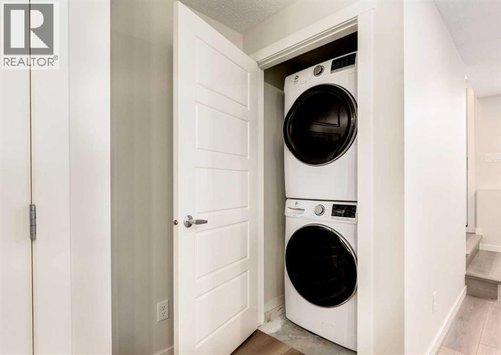 408 Cranbrook Square SE - 16