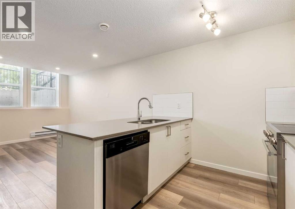 408 Cranbrook Square SE - 9