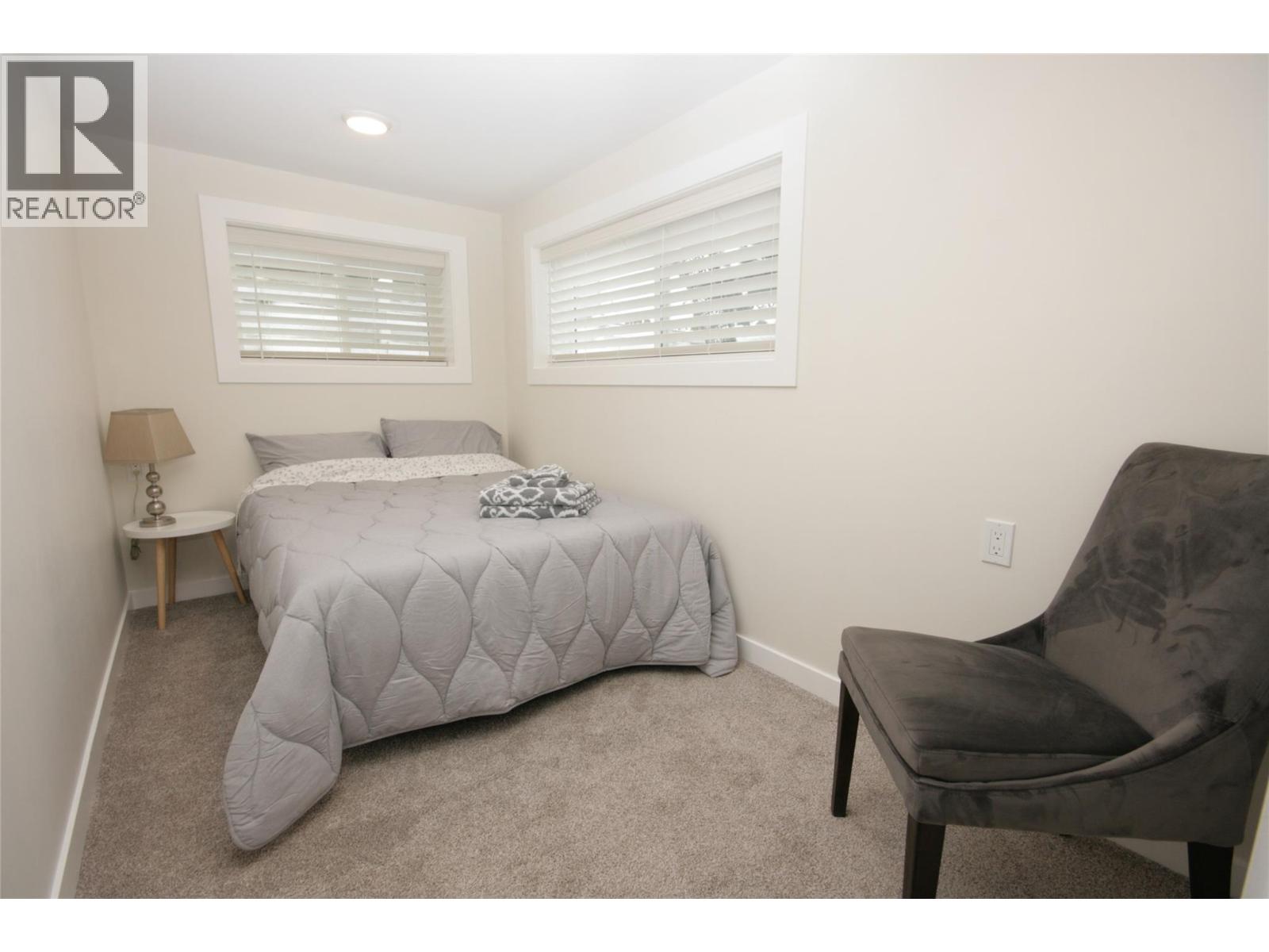960 Nicola Street - 13