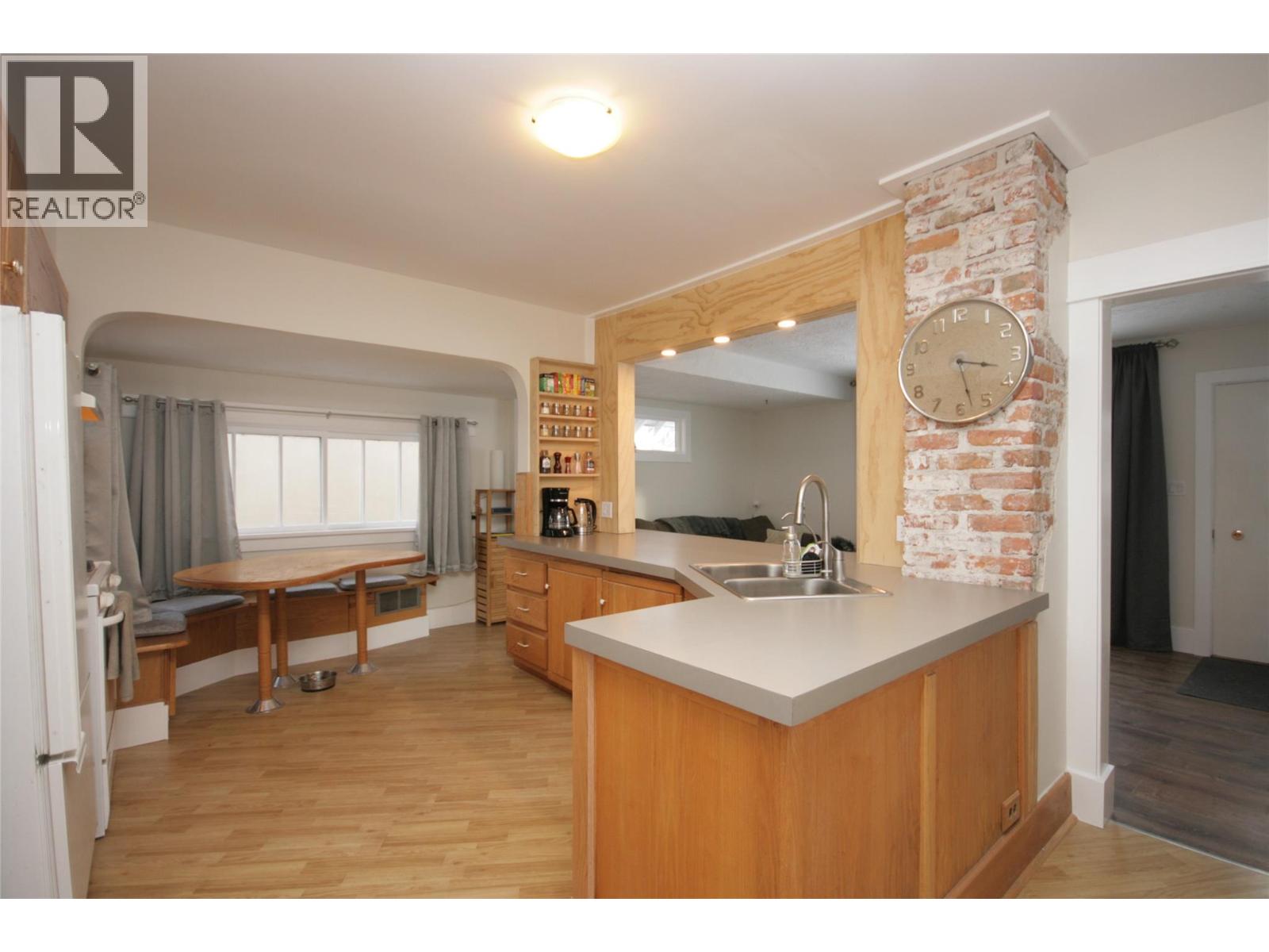 960 Nicola Street - 22