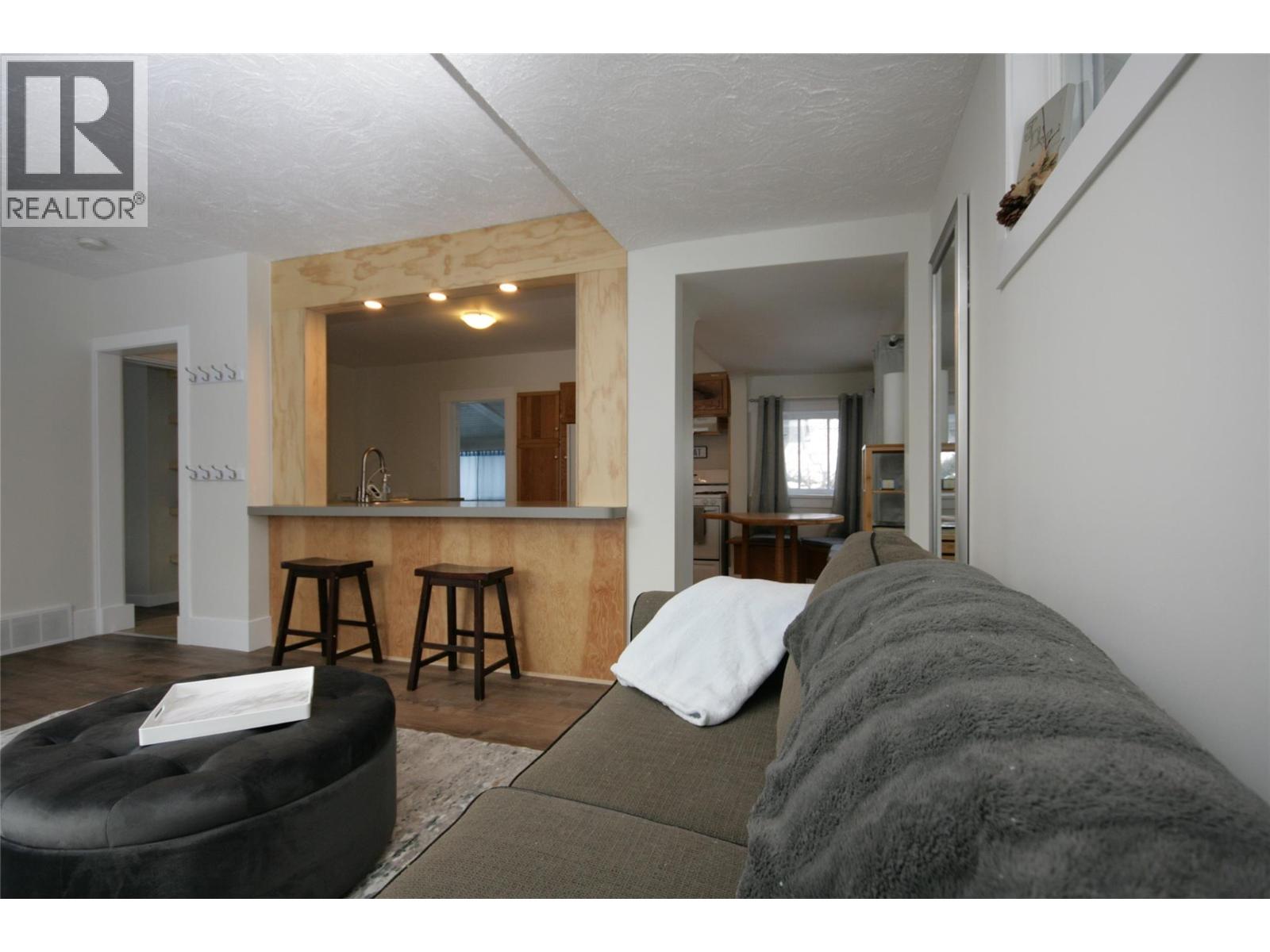 960 Nicola Street - 23