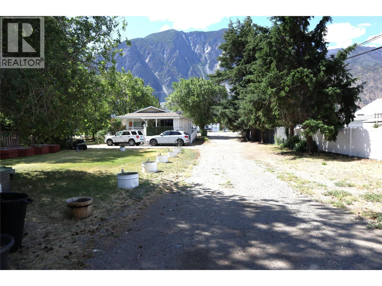 604 Schneider Road - 45