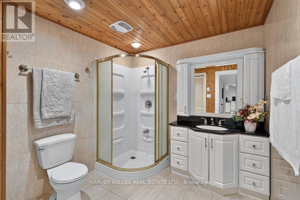 898 STONEHAVEN AVENUE - 40