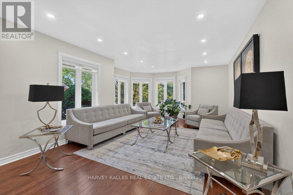 898 STONEHAVEN AVENUE - 6