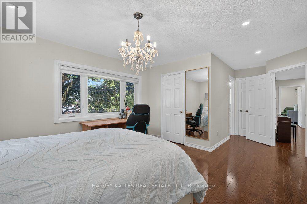 898 STONEHAVEN AVENUE - 28